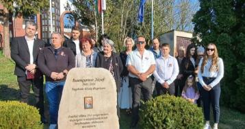 M�rcius 15. megeml�kez�s �s eml�kpad avat�s